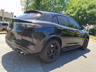 2024 Alfa Romeo Stelvio Quadrifoglio