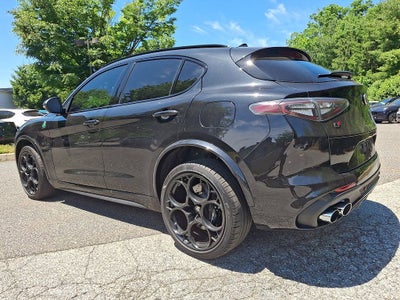 2024 Alfa Romeo Stelvio Quadrifoglio