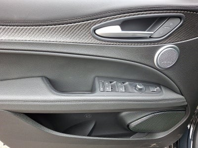 2024 Alfa Romeo Stelvio Quadrifoglio