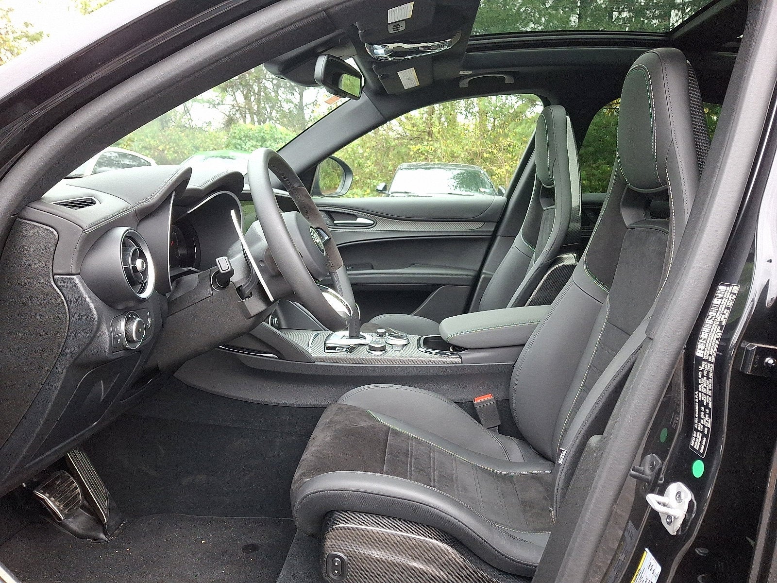 2024 Alfa Romeo Stelvio Quadrifoglio