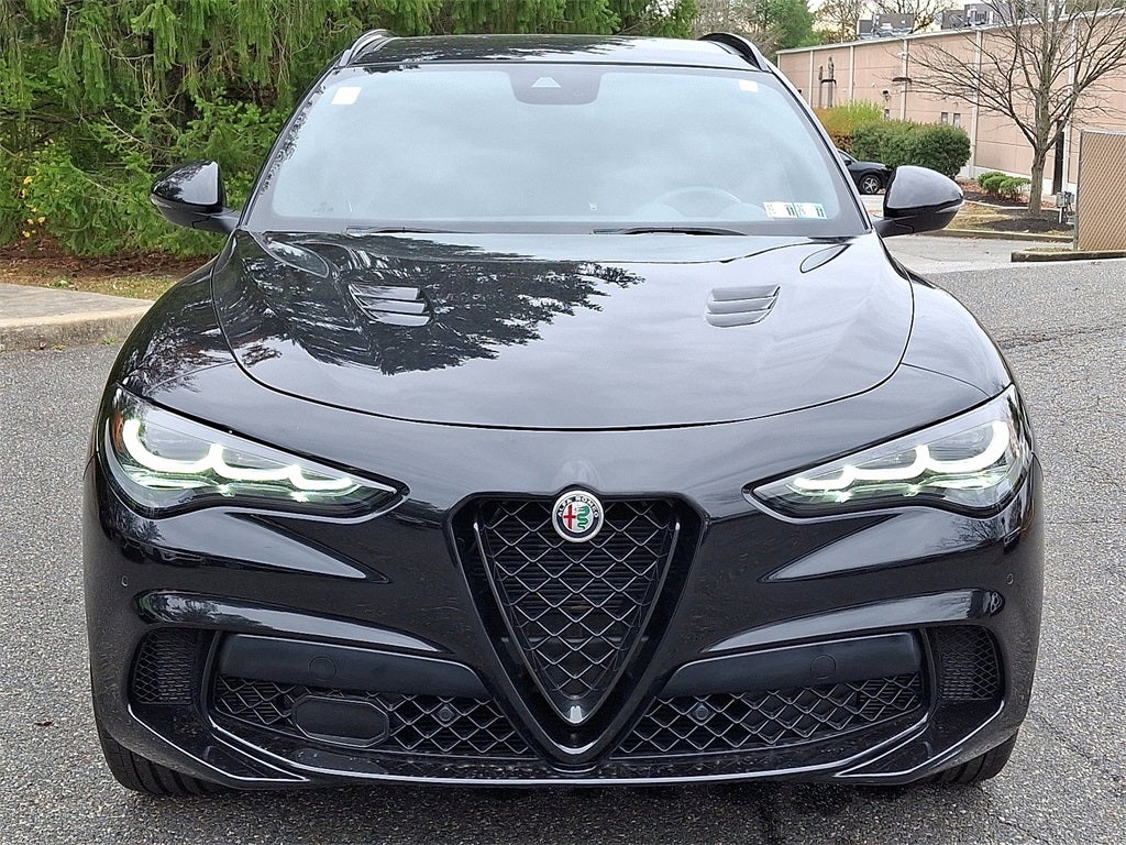 2024 Alfa Romeo Stelvio Quadrifoglio