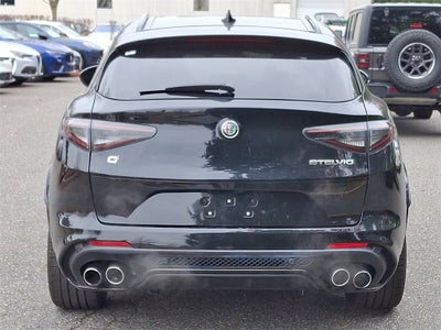 2024 Alfa Romeo Stelvio Quadrifoglio