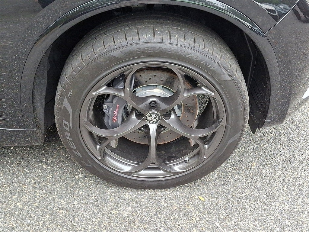 2024 Alfa Romeo Stelvio Quadrifoglio