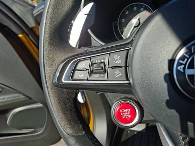 2022 Alfa Romeo Stelvio Quadrifoglio