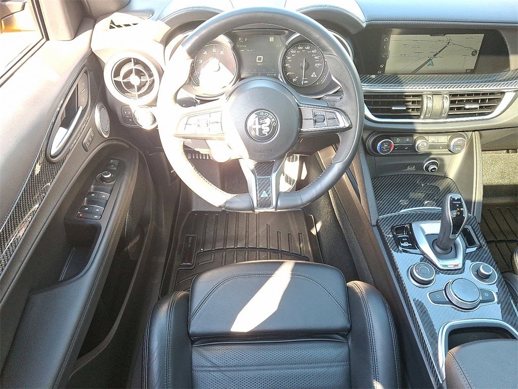 2022 Alfa Romeo Stelvio Quadrifoglio