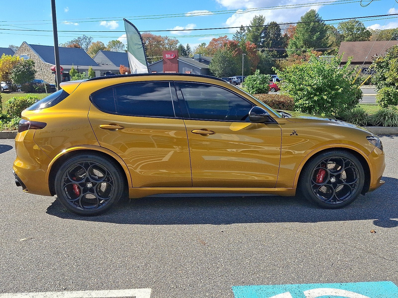 2022 Alfa Romeo Stelvio Quadrifoglio
