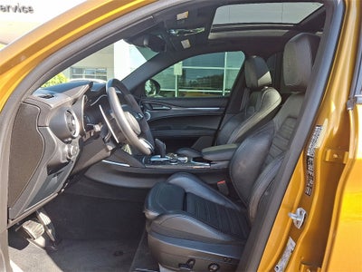 2022 Alfa Romeo Stelvio Quadrifoglio