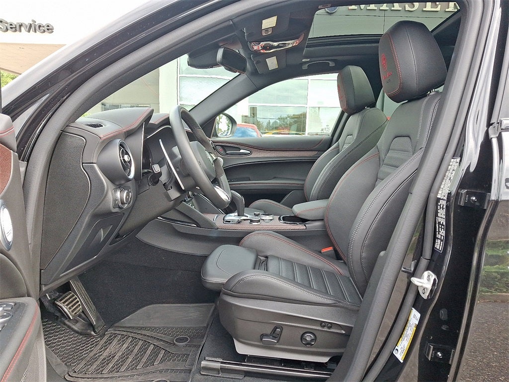 2024 Alfa Romeo Stelvio Quadrifoglio SUPERSPORT
