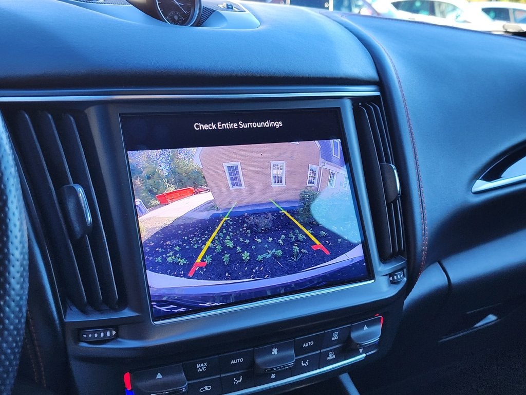 2021 Maserati Levante Base