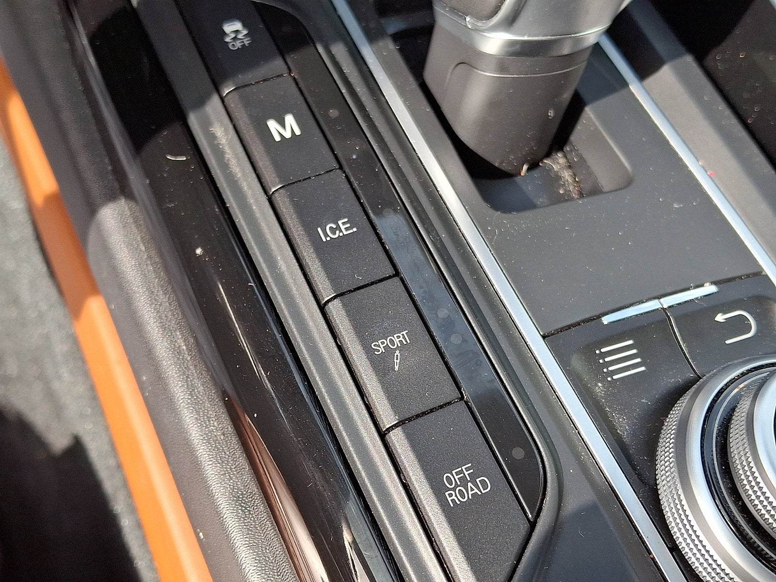 2017 Maserati Levante Base