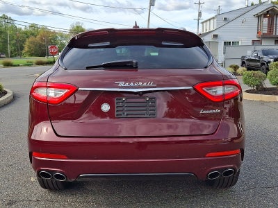 2017 Maserati Levante Base
