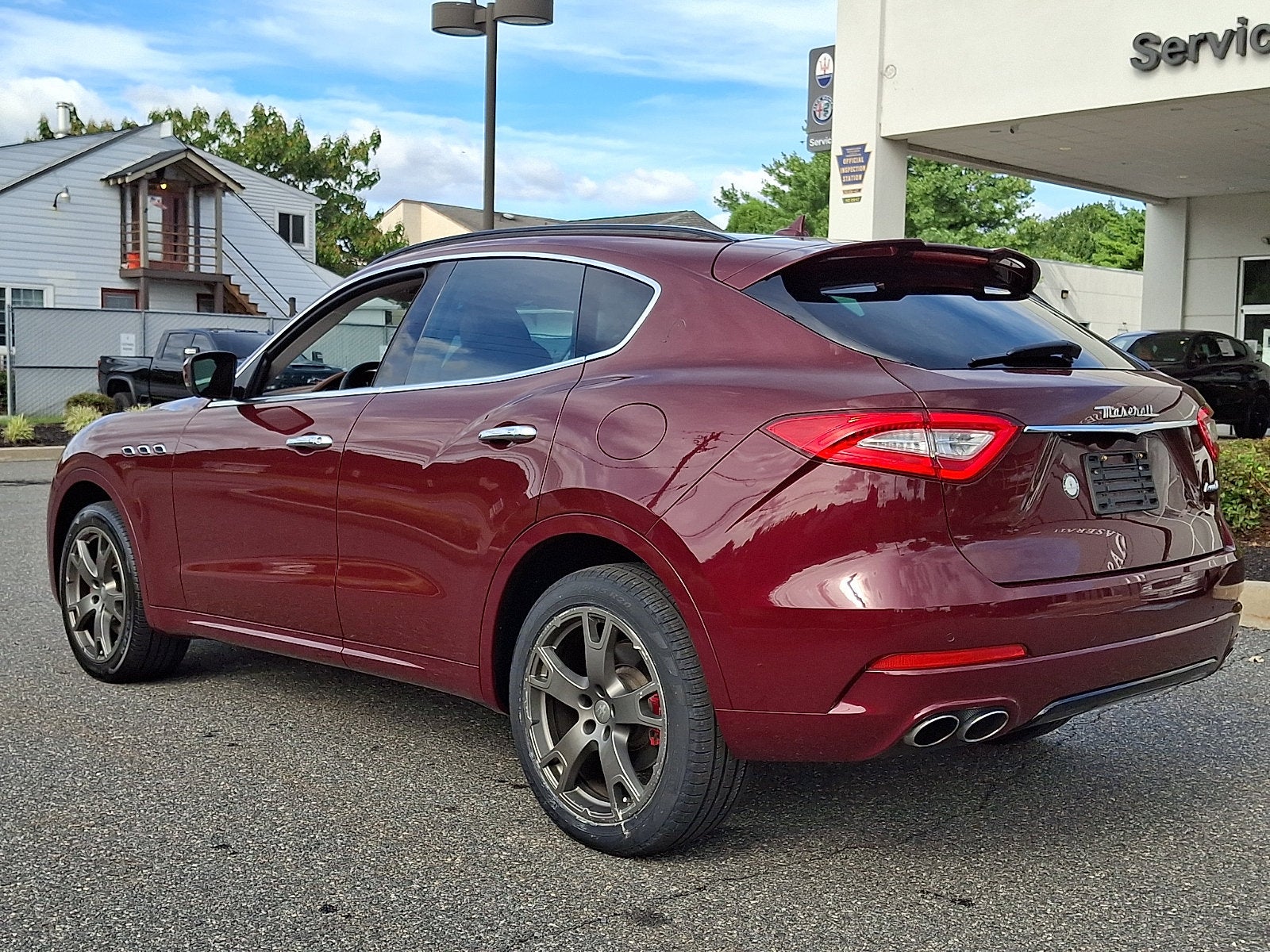 2017 Maserati Levante Base