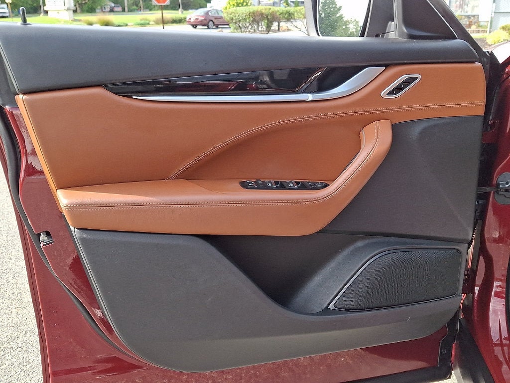 2017 Maserati Levante Base