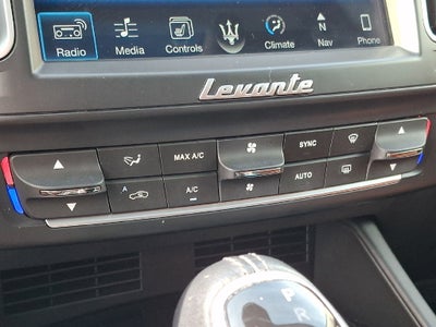 2017 Maserati Levante Base