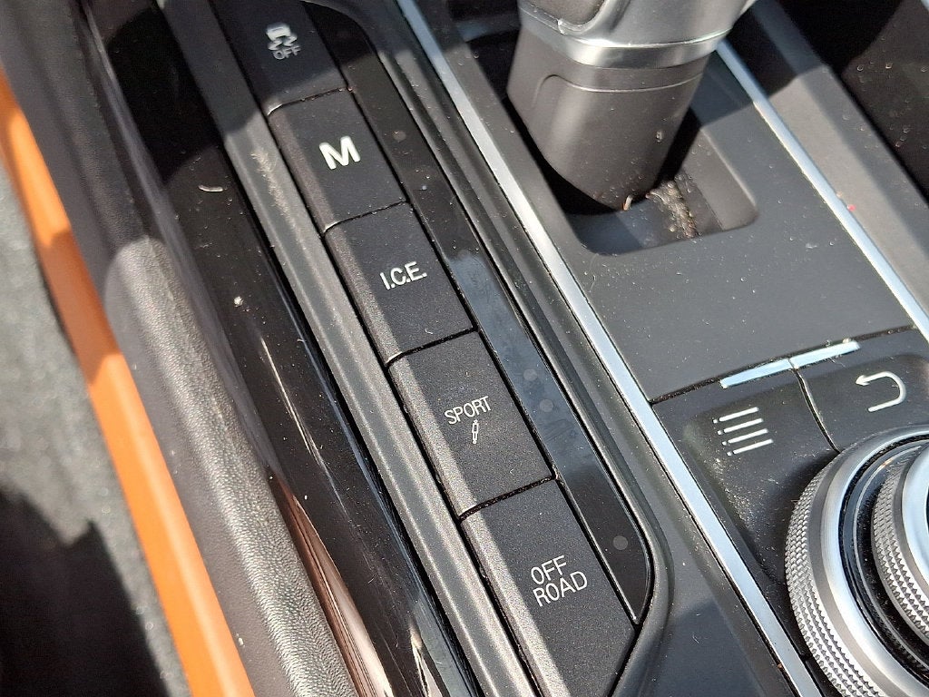 2017 Maserati Levante Base
