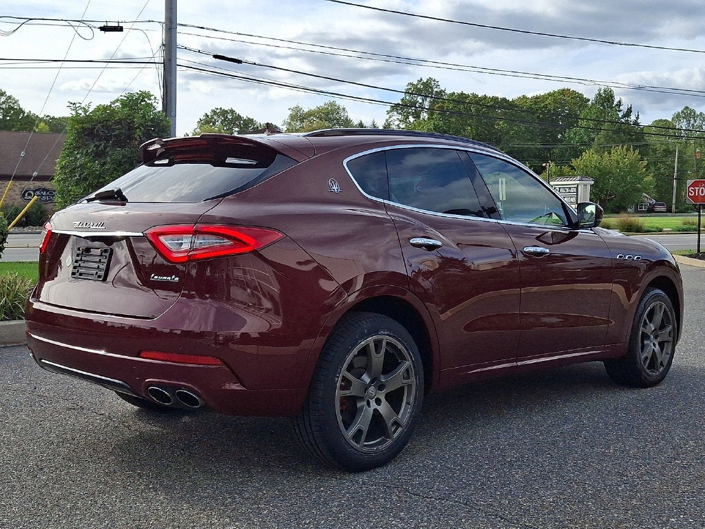 2017 Maserati Levante Base