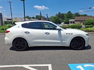 2017 Maserati Levante Base