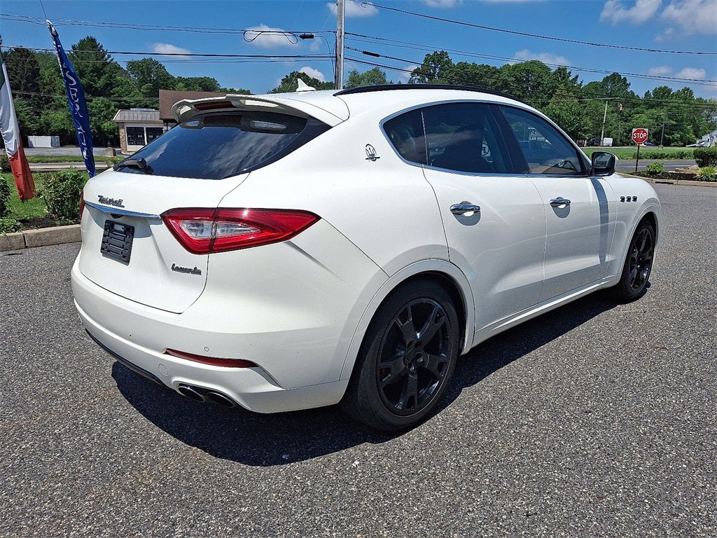 2017 Maserati Levante Base