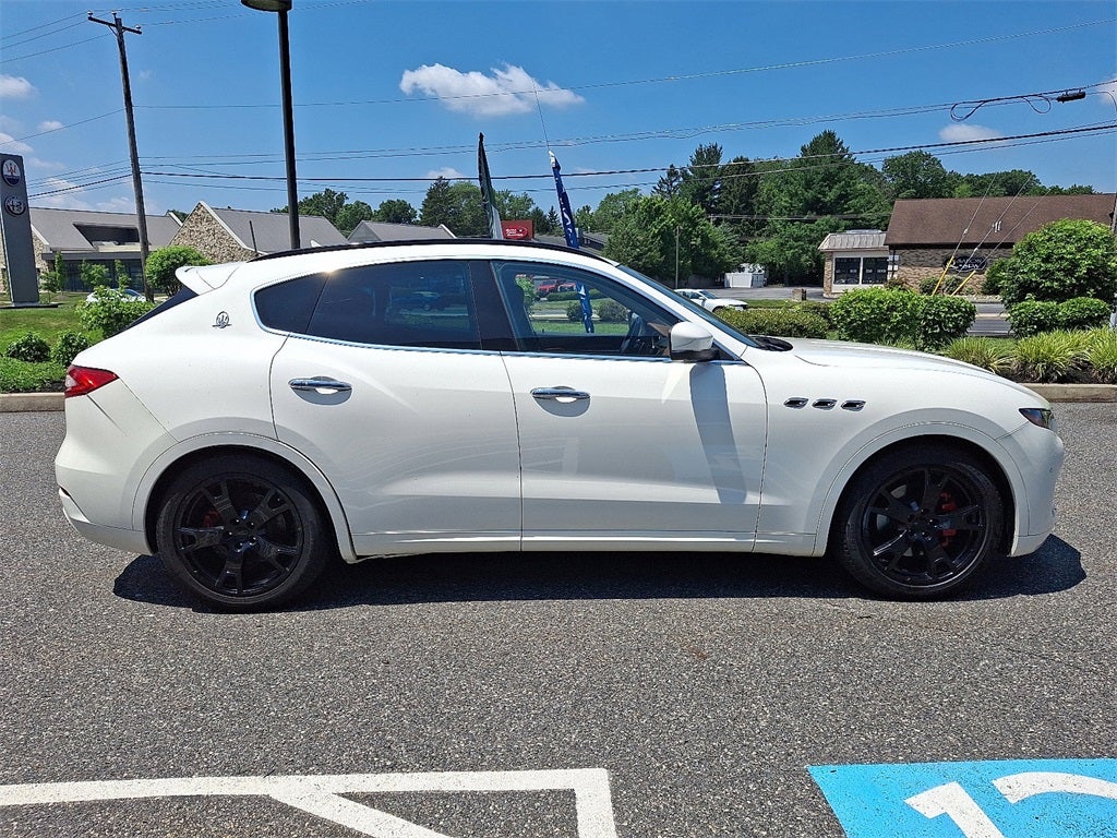 2017 Maserati Levante Base