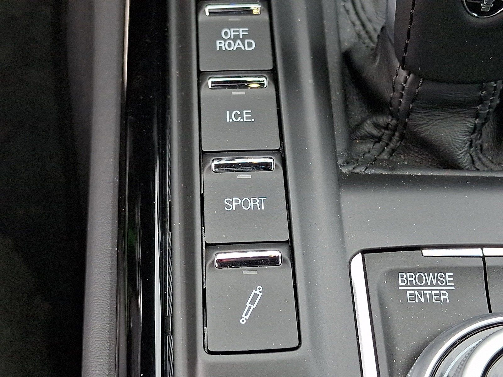 2023 Maserati Levante Modena