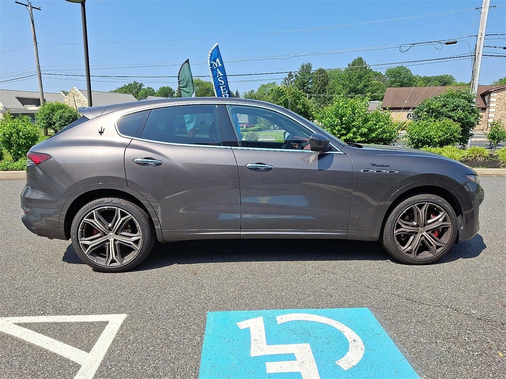 2022 Maserati Levante Modena