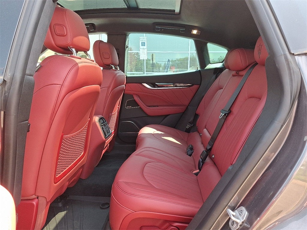 2022 Maserati Levante Modena