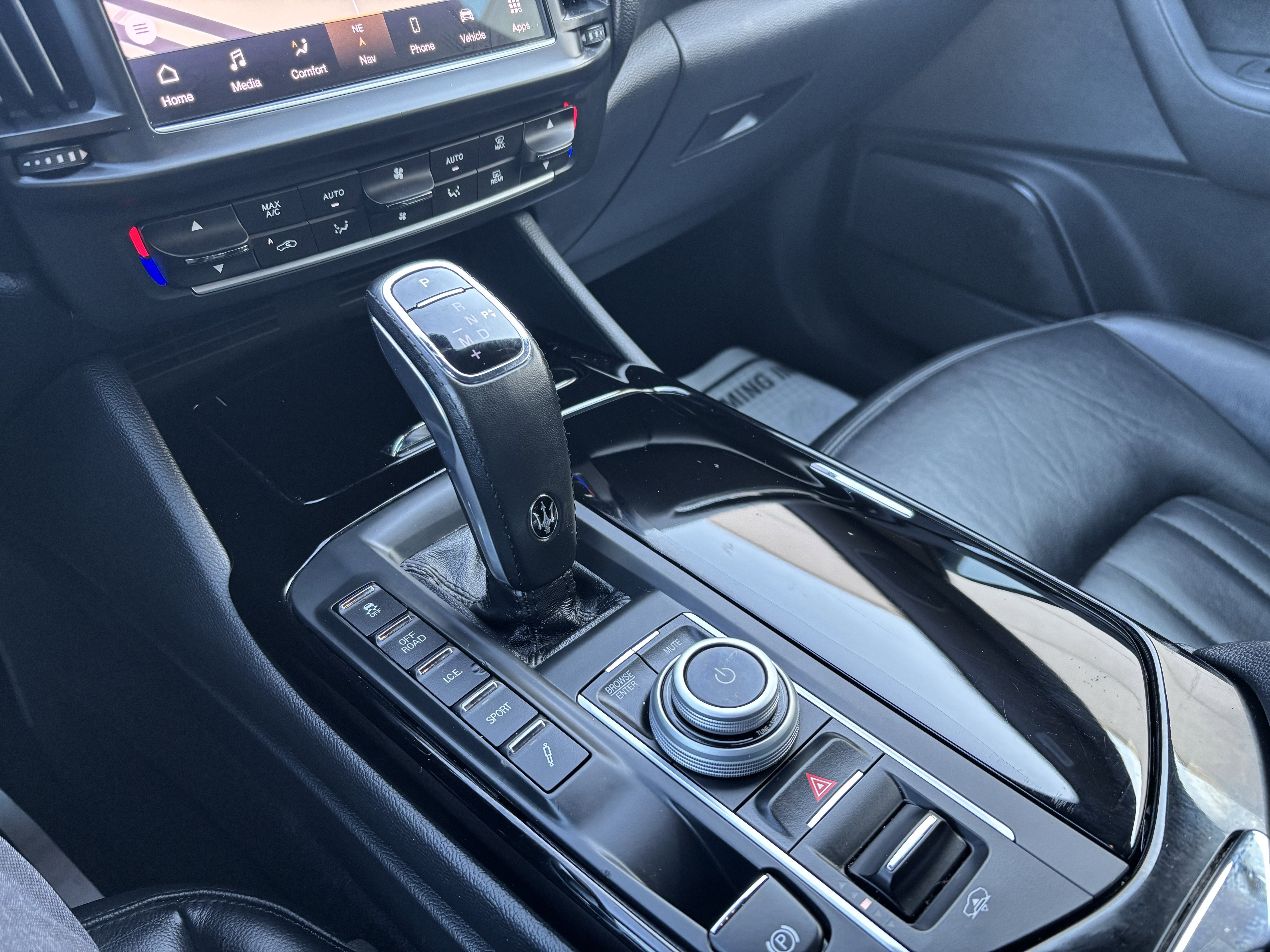 2023 Maserati Levante Modena