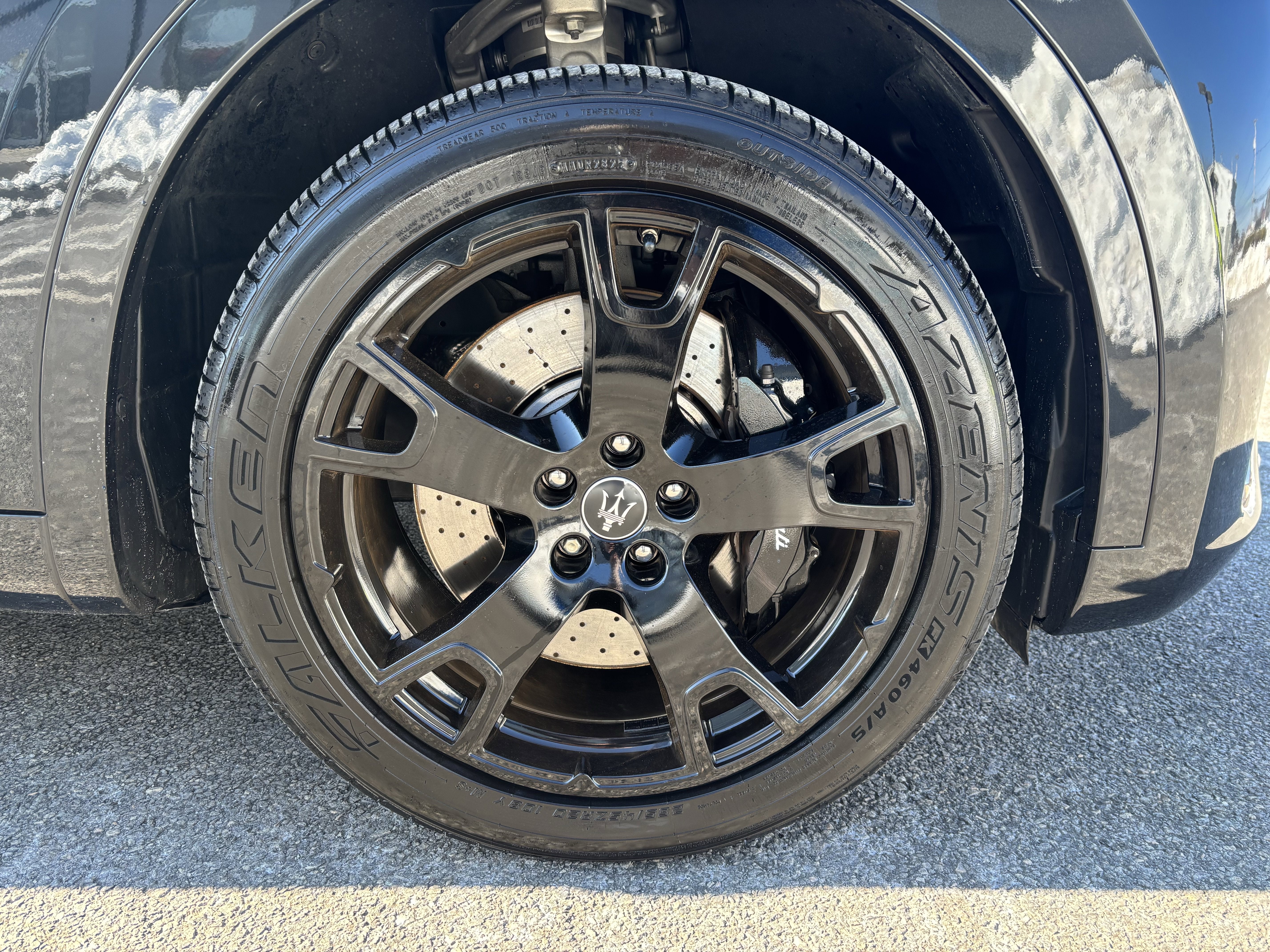 2023 Maserati Levante Modena