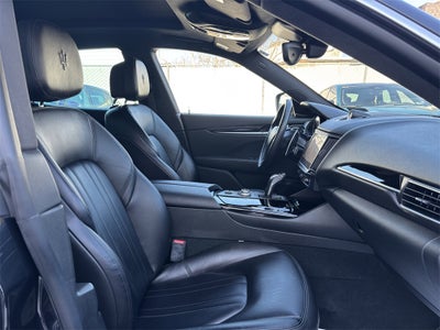 2023 Maserati Levante Modena