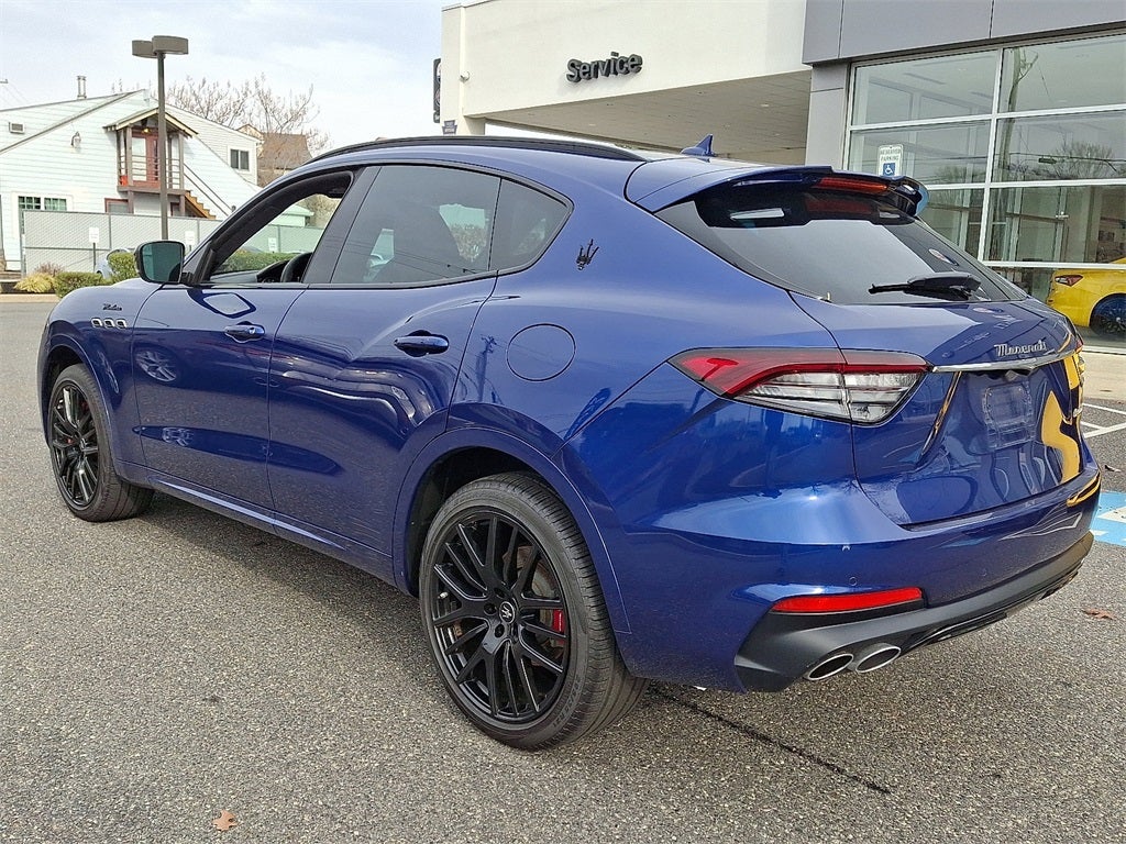 2024 Maserati Levante Modena