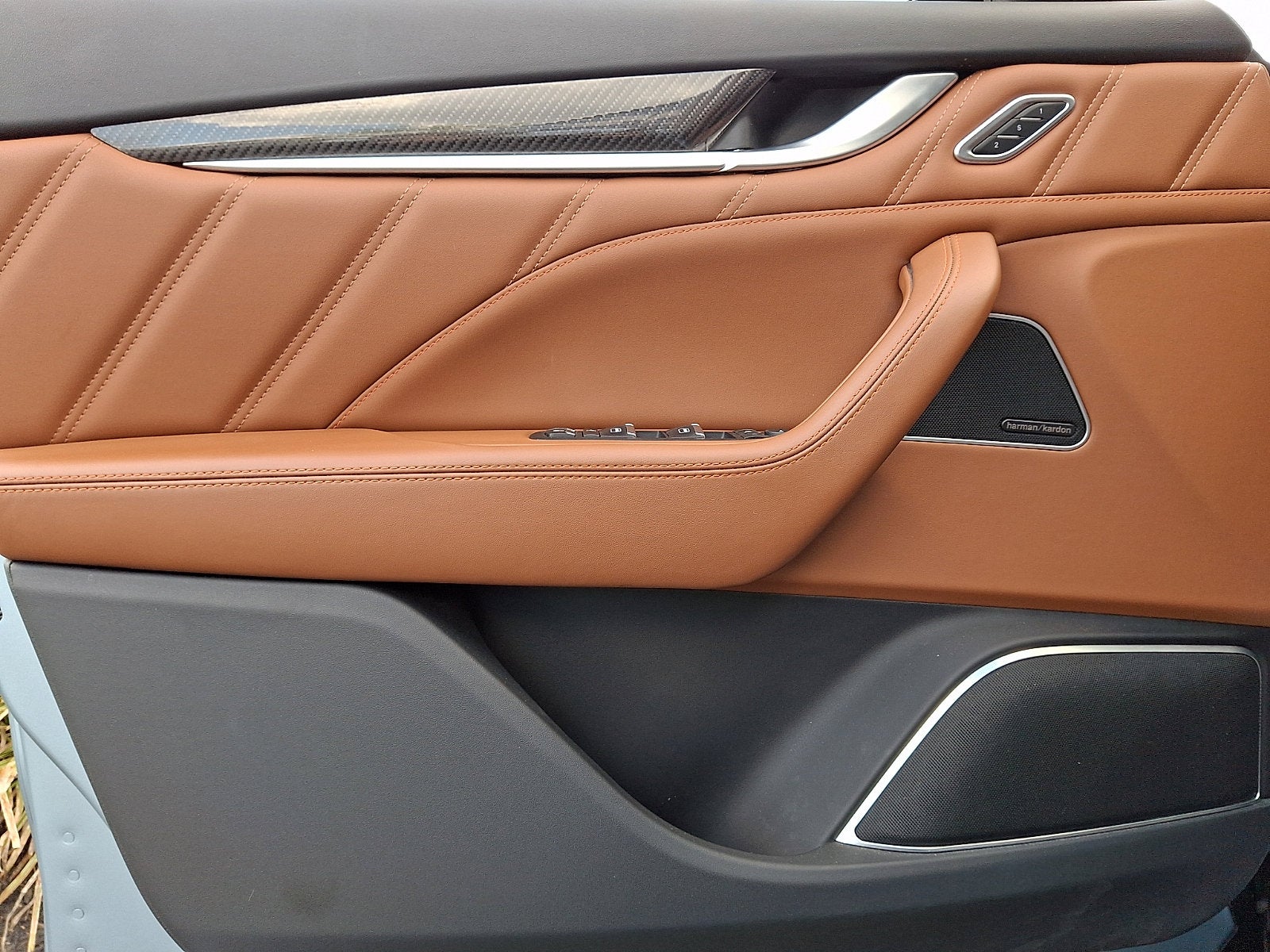 2023 Maserati Levante F Tributo