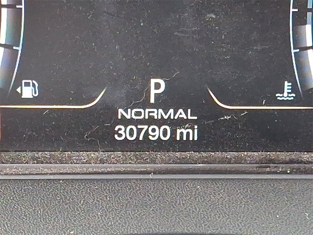 2022 Maserati Levante Tributo