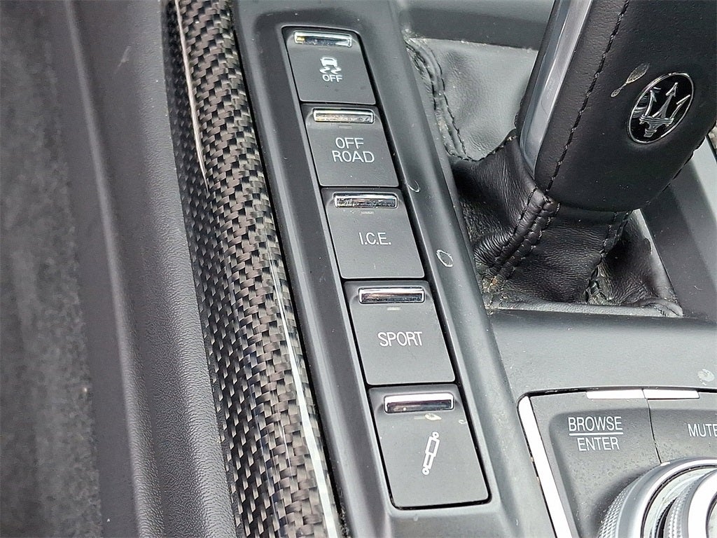 2022 Maserati Levante Tributo