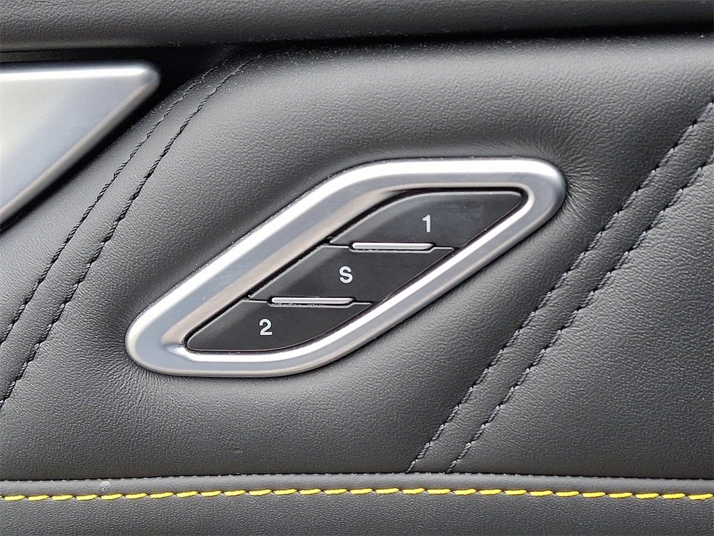 2022 Maserati Levante Tributo