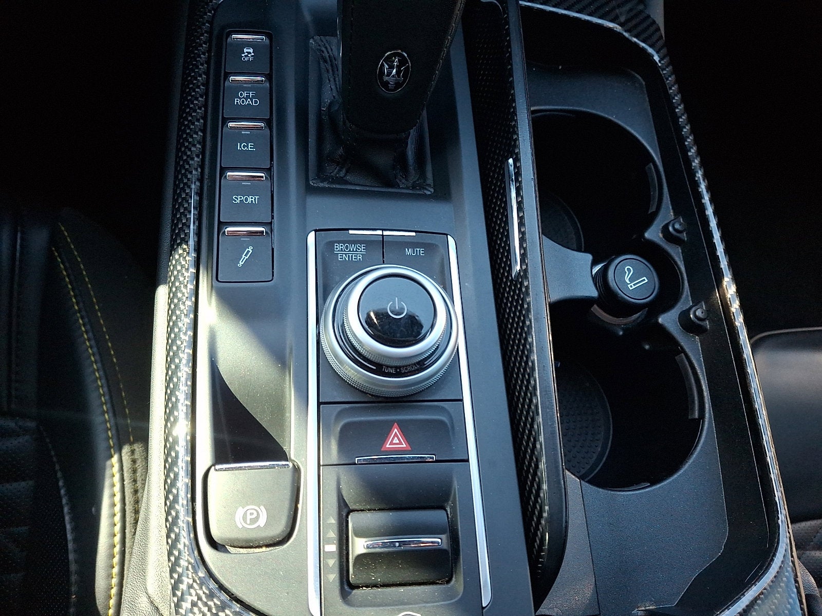 2022 Maserati Levante Tributo