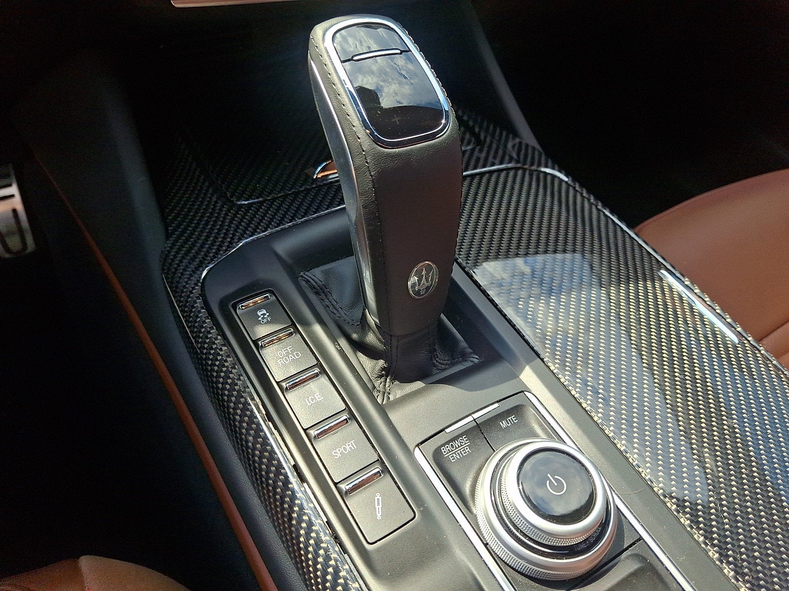 2023 Maserati Levante 