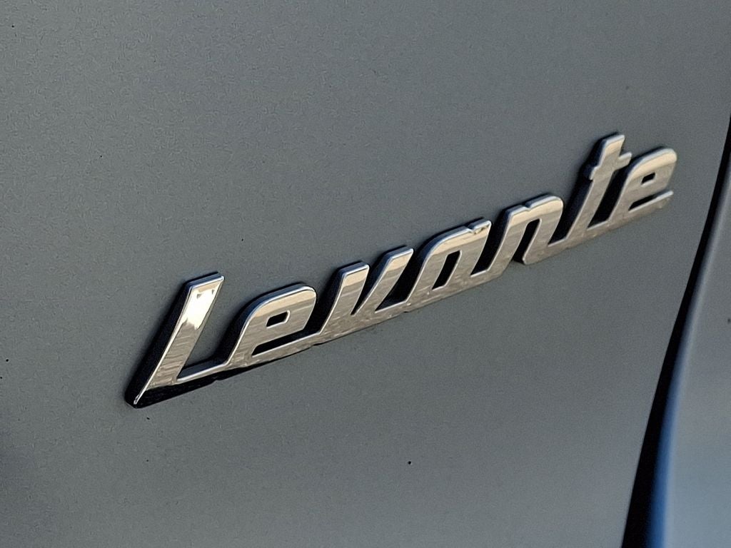 2023 Maserati Levante 