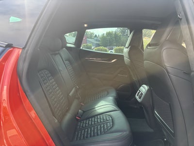 2023 Maserati Levante TRIBUTO