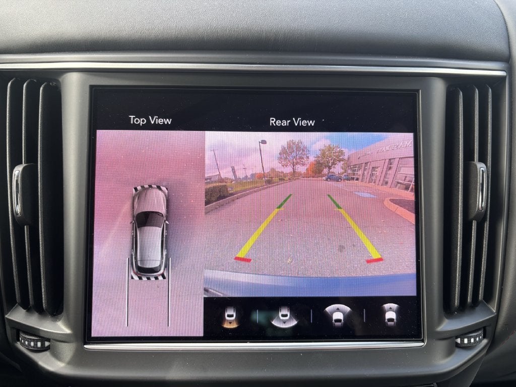 2023 Maserati Levante TRIBUTO