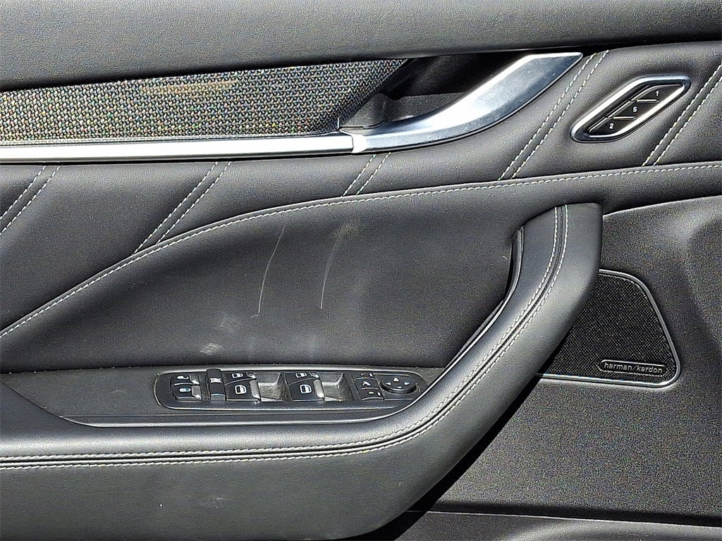 2023 Maserati Levante Modena