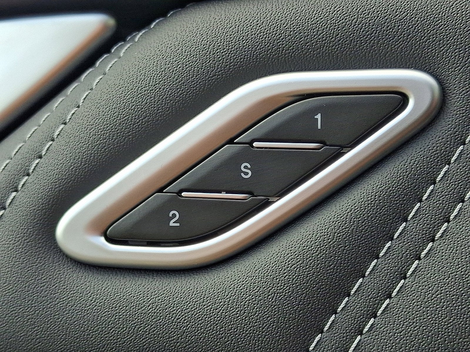 2023 Maserati Levante Trofeo