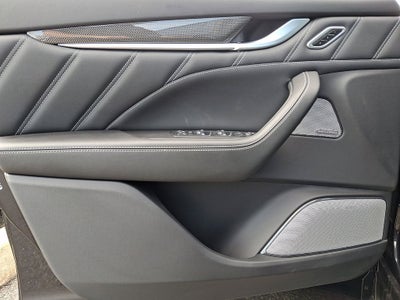 2023 Maserati Levante Trofeo