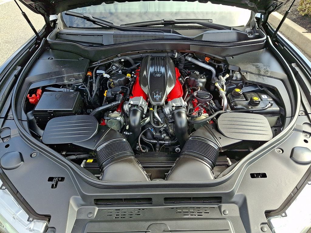 2023 Maserati Levante Trofeo