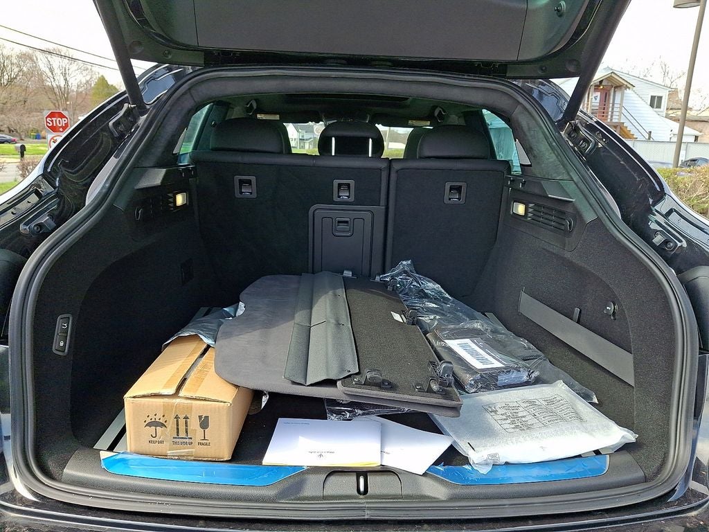 2023 Maserati Levante Trofeo