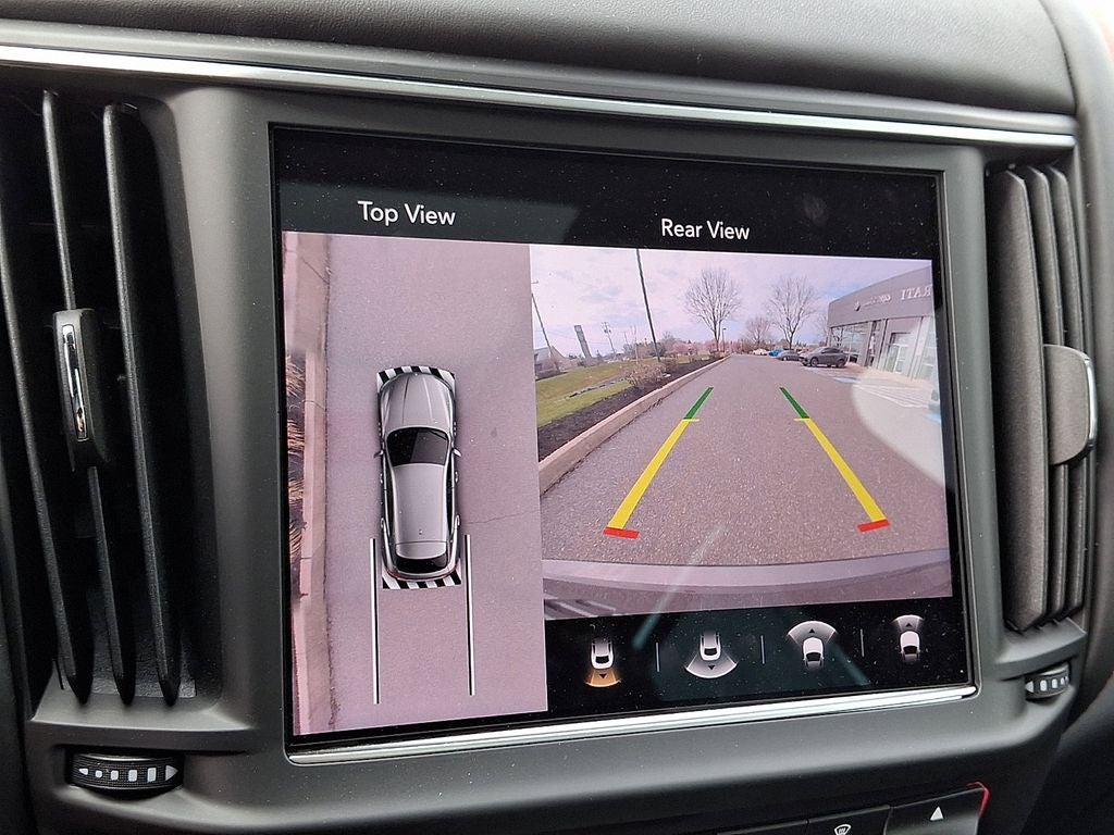 2023 Maserati Levante Trofeo