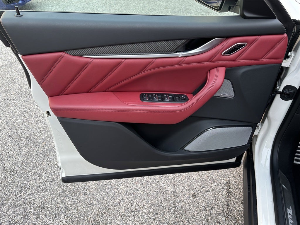 2023 Maserati Levante Trofeo