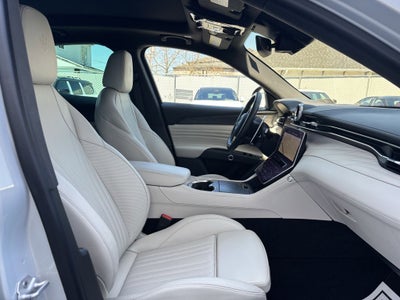 2023 Maserati Grecale Modena