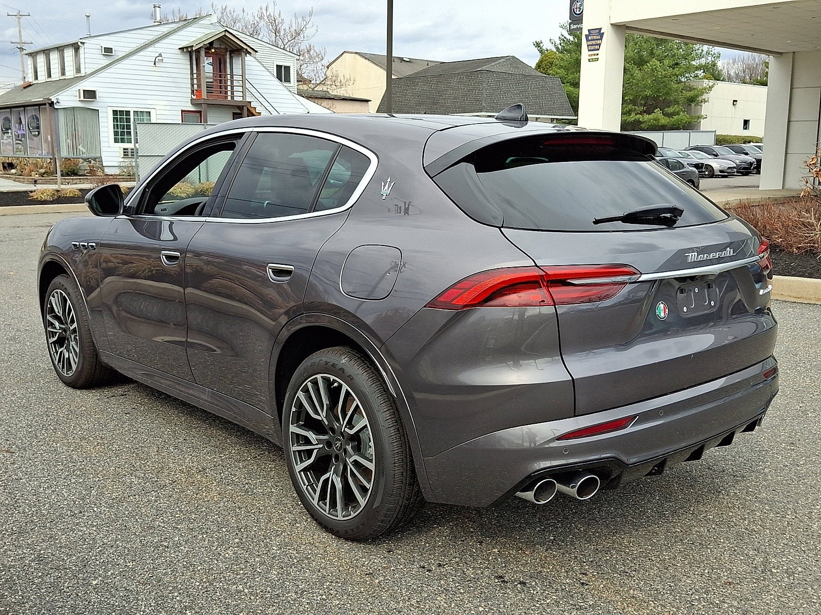 2025 Maserati Grecale Base