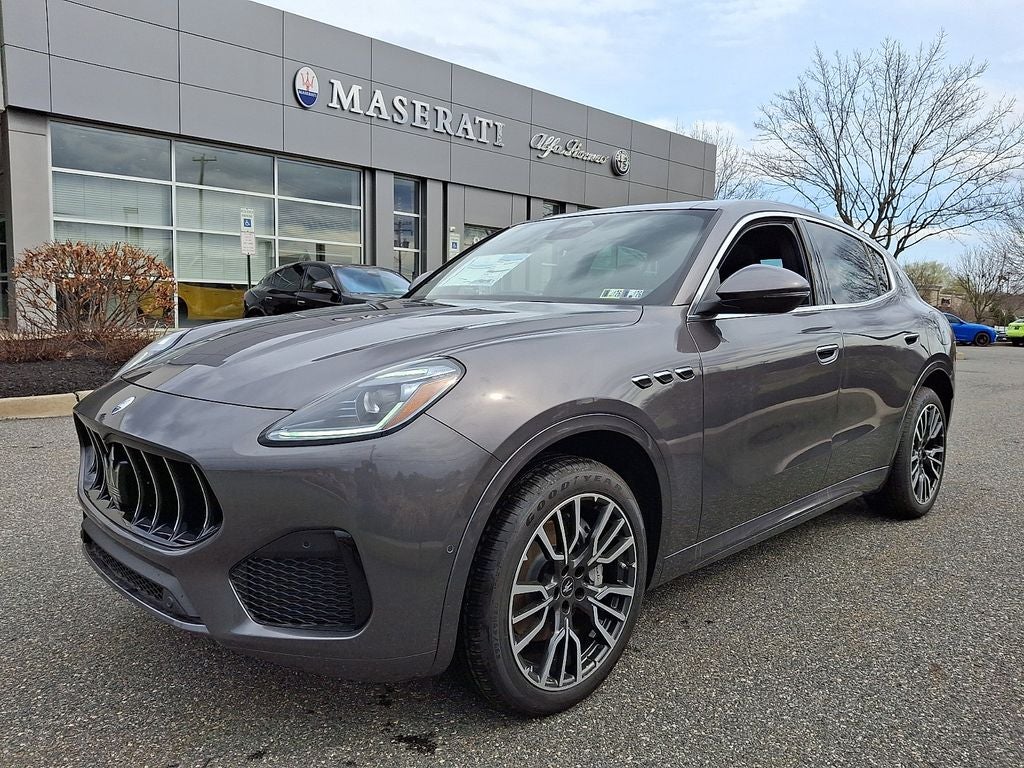 2025 Maserati Grecale Base