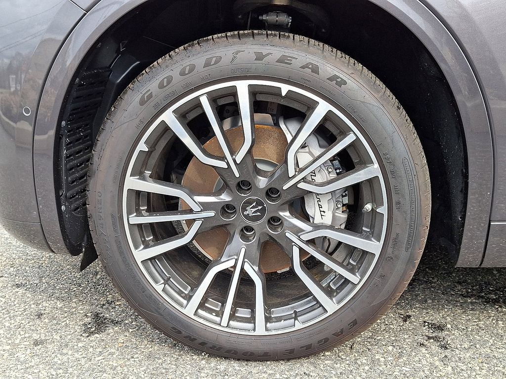 2025 Maserati Grecale Base